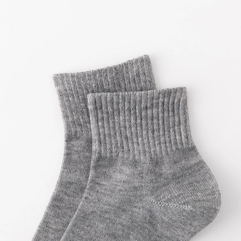 Lot de 10 Paires de Chaussettes Respirantes Homme – Élégance & Confort Quotidien