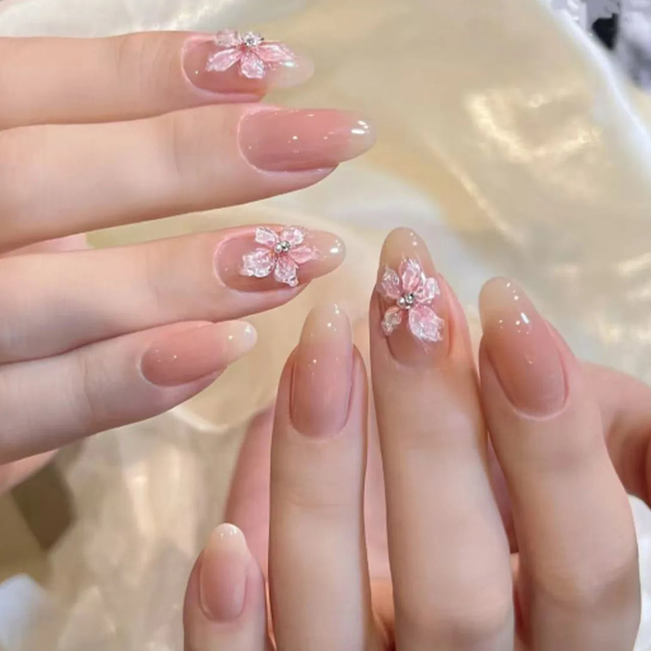 Faux Ongles Noirs Amande 24 Pièces – Élégance Moderne