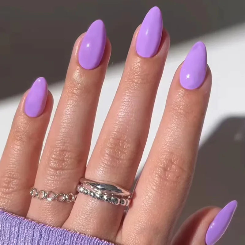 Faux Ongles Noirs Amande 24 Pièces – Style Chic & Intemporel