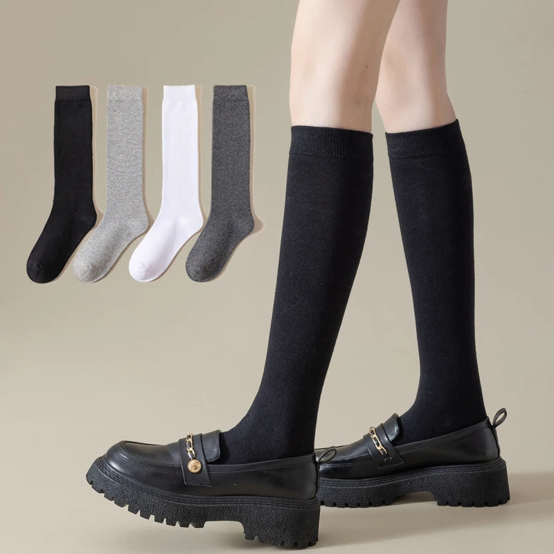 Chaussettes Hautes Femme Tendance – Style Coréen & Japonais Minimaliste