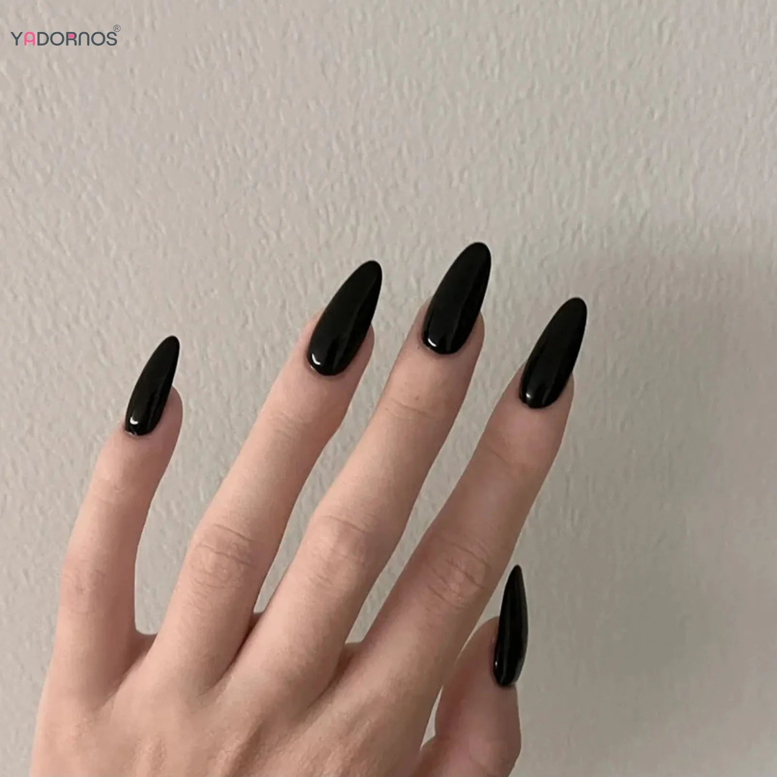 Faux Ongles Noirs Amande 24 Pièces – Style Chic & Intemporel