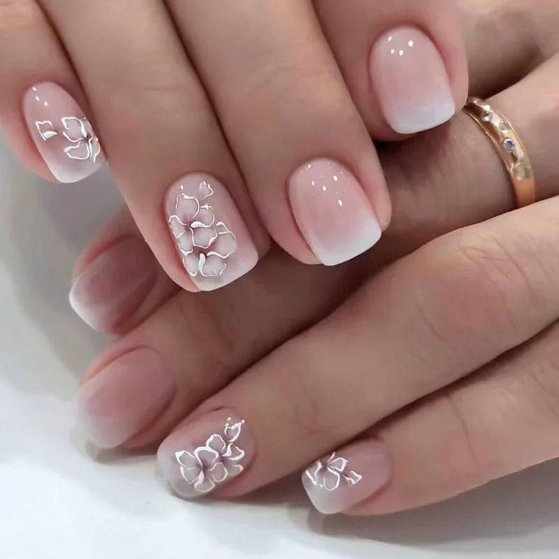 Faux Ongles French Dégradé 24 Pièces – Style Doux & Féminin