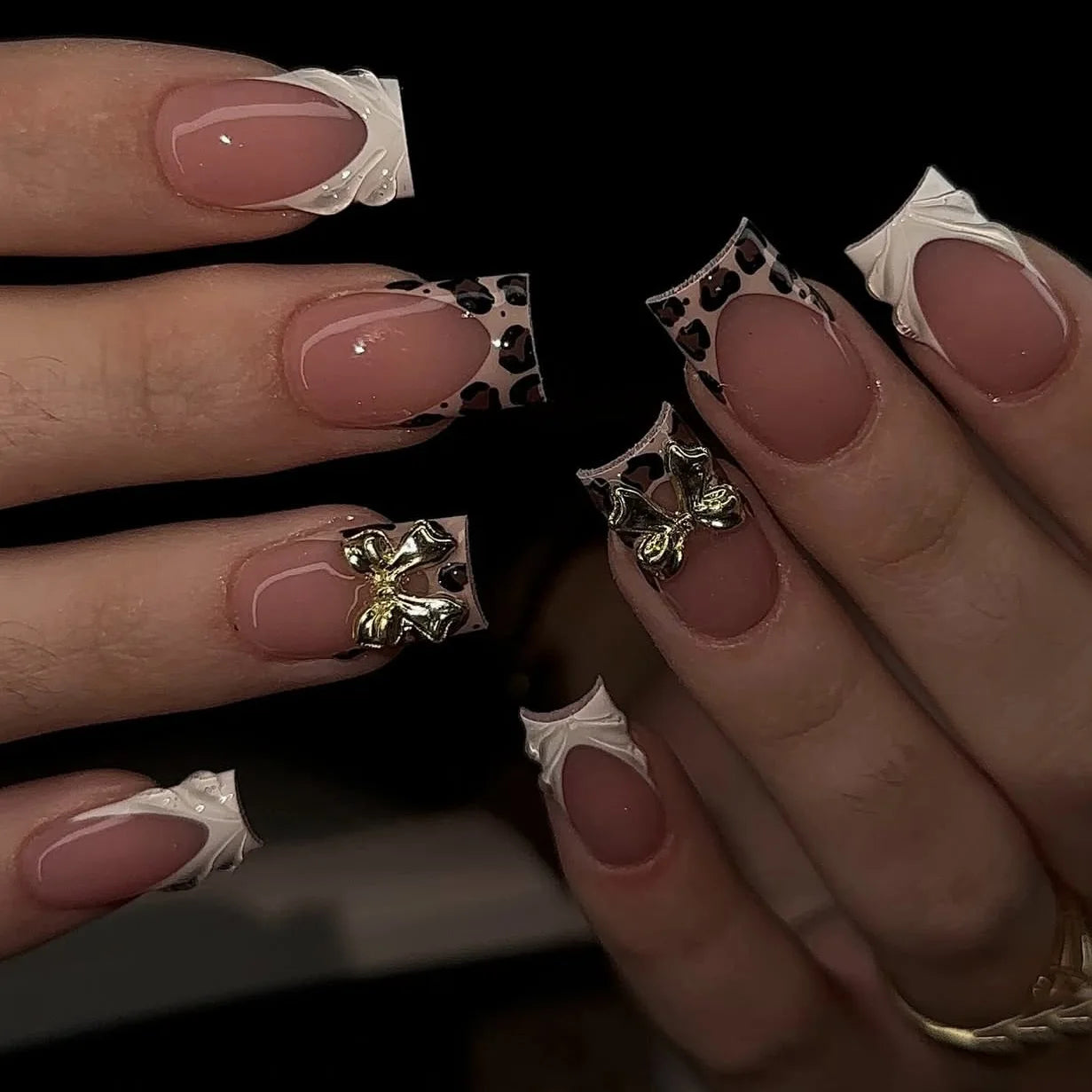 Faux Ongles French Noire Léopard 24 Pièce - Style Audacieux